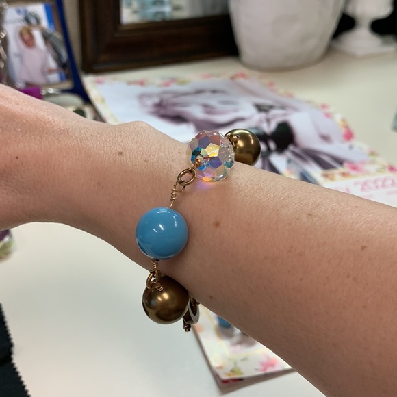 bracelet and earring set - Picture 5 of 6